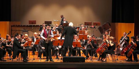 Elvis Sousa na estreia do Concerto para Saxofone Alto de Anne Victorino d'Almeida